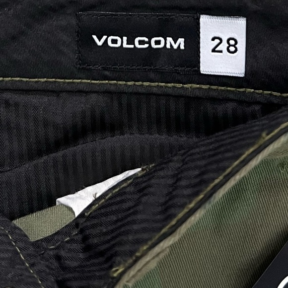 NWT Volcom Vmonty Stretch Camo Chino Shorts - Picture 4 of 7